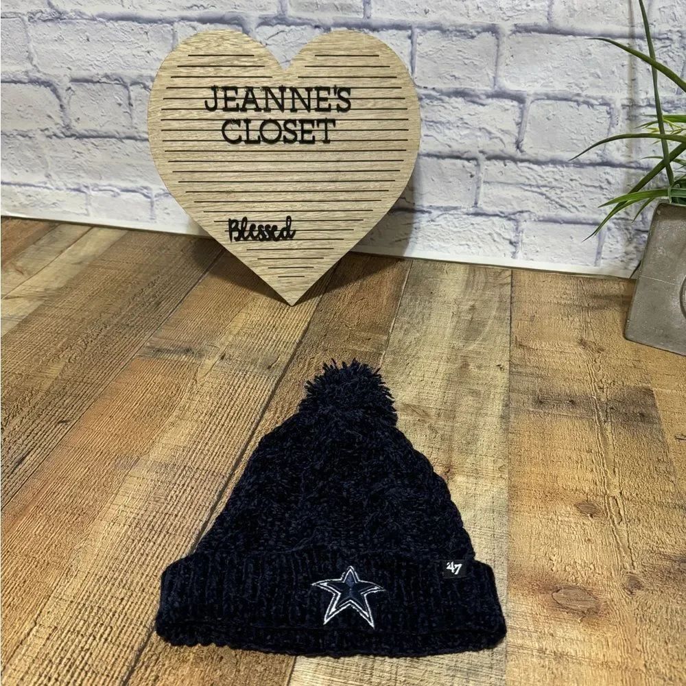 Dallas Cowboys Women '47 Brand Bowline Natural Cuff Pom Knit Skull Cap Navy OSFM